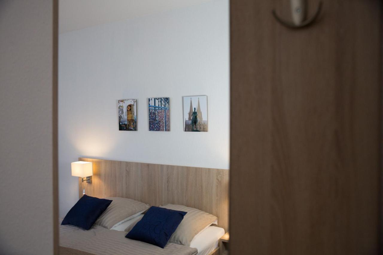 Hotel Pilar Garni Kolín nad Rýnem Exteriér fotografie